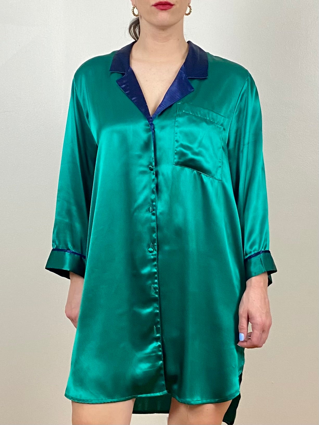 VICTORIA SECRET NIGHTGOWN SIZE M