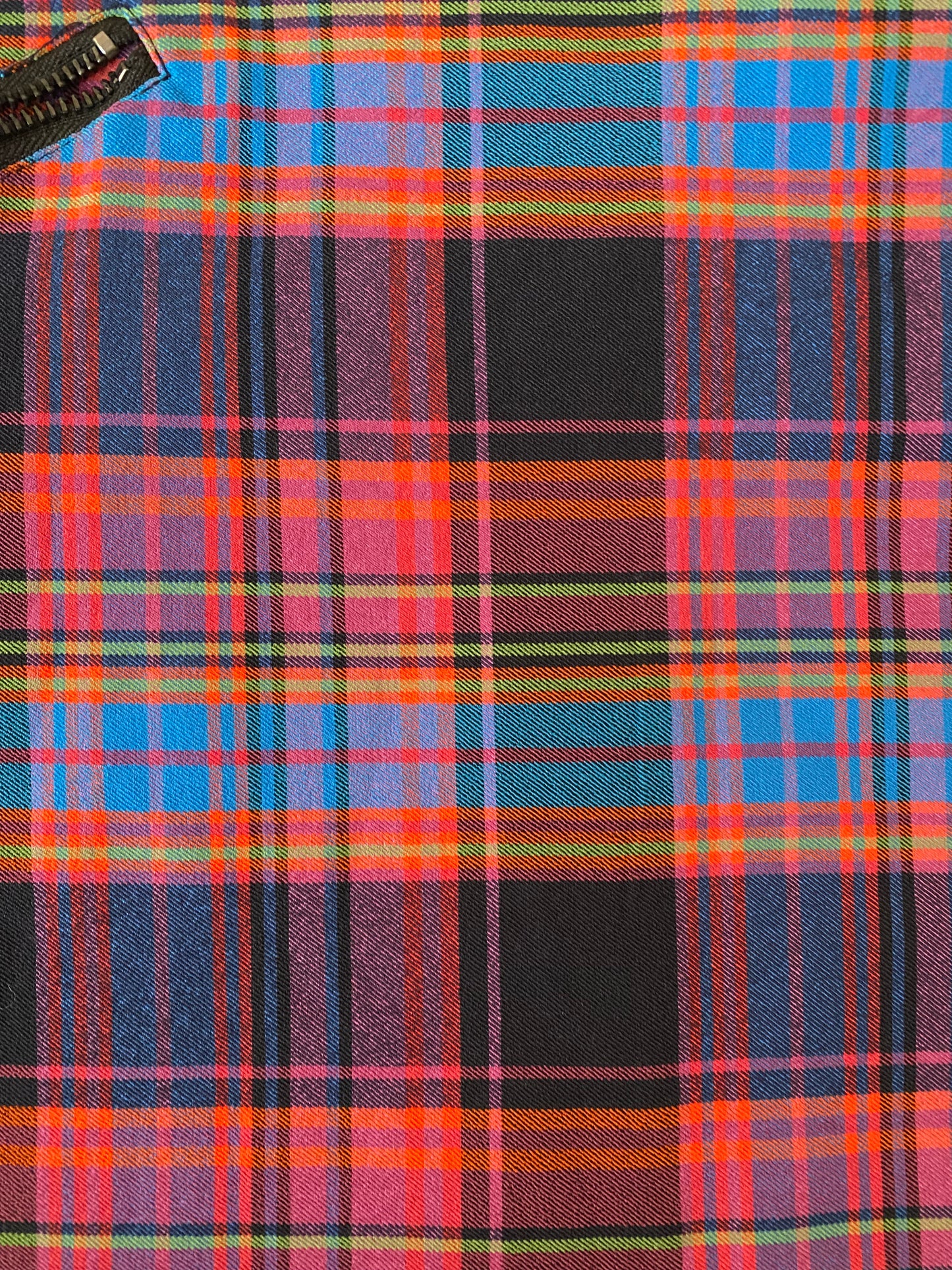 URBAN OUTFITTERS MINI SKIRT SIZE S