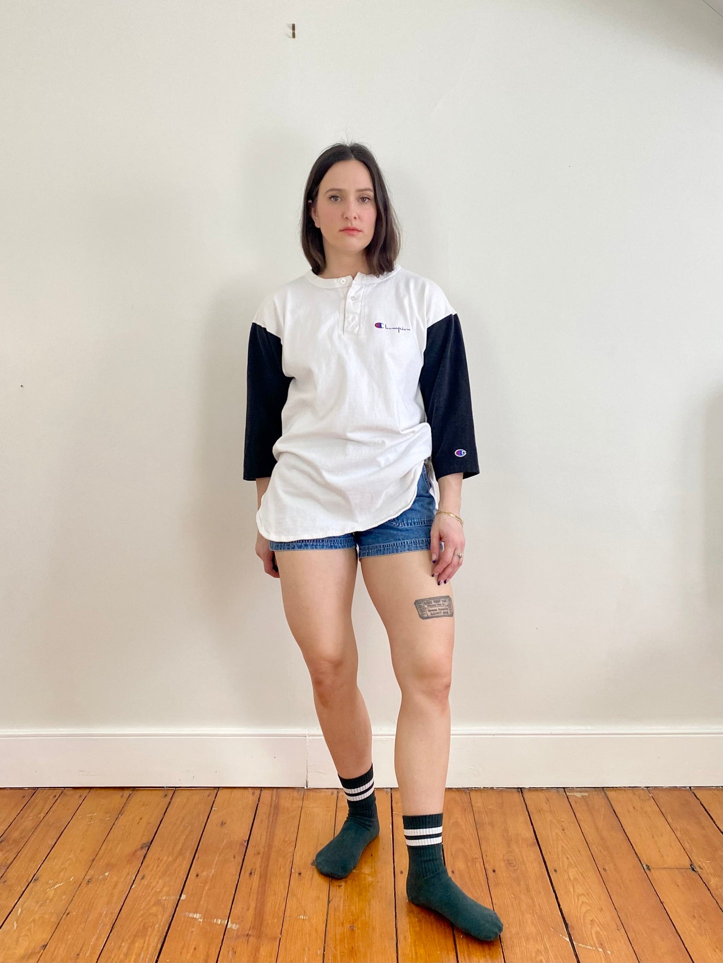 Y2K SQUEEZE DENIM SHORTS SIZE 7