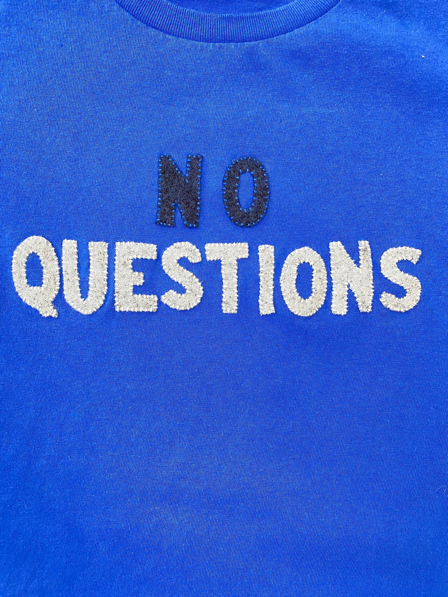 NO QUESTIONS YOUTH T-SHIRT